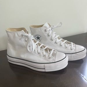 WOMEN'S CHUCK TAYLOR ALL STAR PLATFORM HIGH-TOP SNEAKER